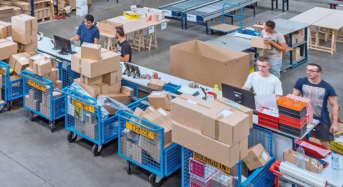 La formación de la plantilla es esencial para coordinar con éxito las operaciones logísticas La formación de la plantilla es esencial para coordinar con éxito las operaciones logísticas