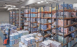 Limpieza industrial de almacenes: ¿cómo mantener el orden?