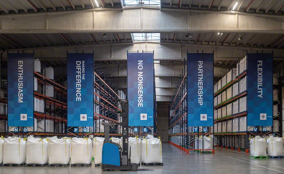Van Moer Logistics Van Moer Logistics