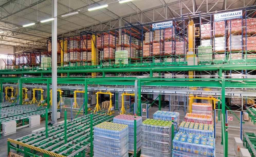 Mecalux ha construido un almacén automático con una capacidad de almacenaje de 18.000 palets en un área de 7.000 m2
