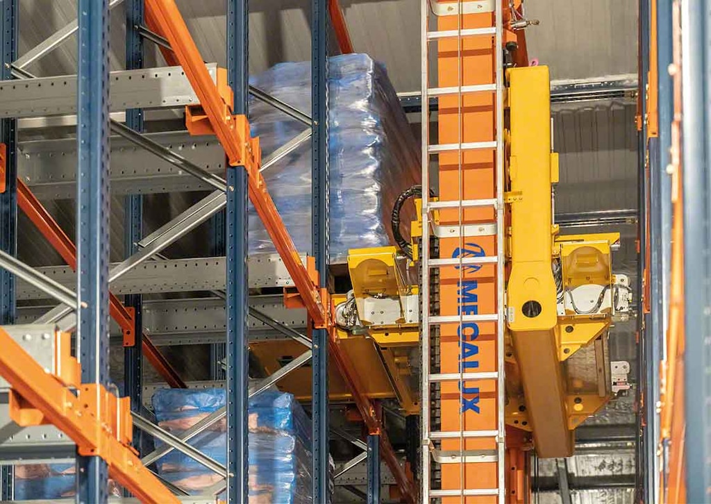 Los transelevadores de paletas deben contar con un plan de mantenimiento preventivo industrial para anticiparse a eventuales fallos en su funcionamiento Los transelevadores de paletas deben contar con un plan de mantenimiento preventivo industrial para anticiparse a eventuales fallos en su funcionamiento