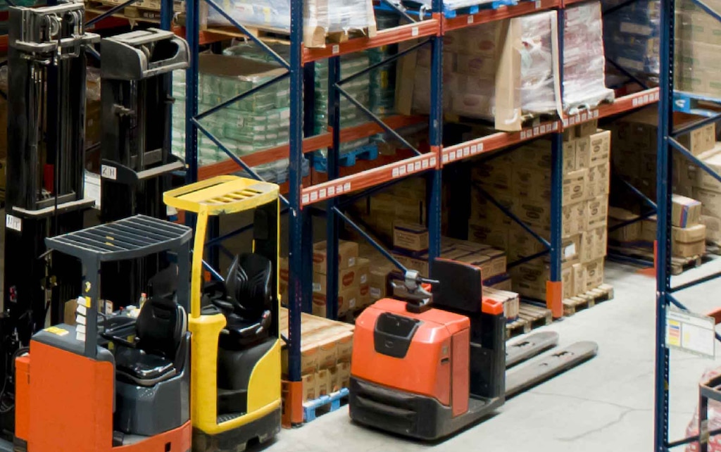 Mecalux ha instalado estanterías convencionales, para picking, Pallet Shuttle semiautomático y Easy WMS en Startévo