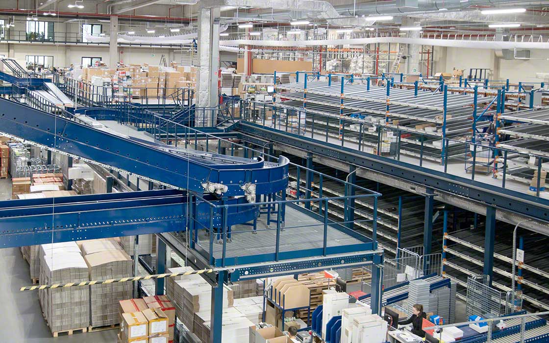 Muchos almacenes de e-commerce aplican una estrategia omnicanal a sus procesos