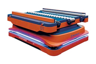 El AMR 1500 con transportador ha sido desarrollado para el transporte interno de paletas